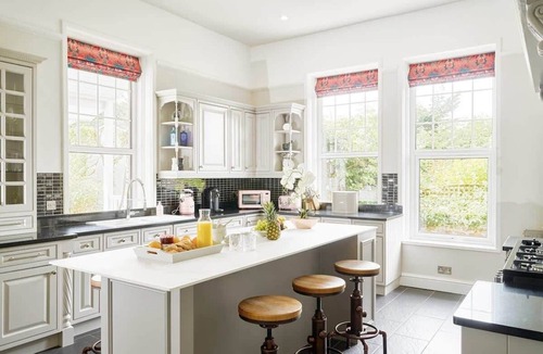 Clearbrook House | Redrock House Summary