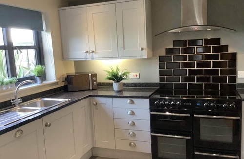 East Drayton House | Redroofs Barn Pet Friendly