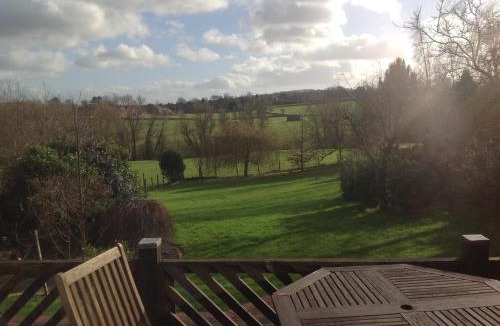 Boraston Bed & Breakfast | Redroofs