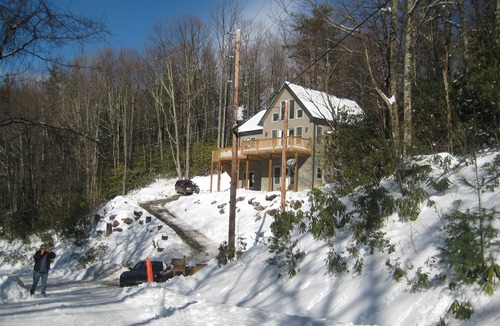 Beech Mountain Cabin | Reduced%30+daysBchMTN/2BR/2BthClean/Comfort/sleeps5/Wifi/Cable/2mi2rsrt
