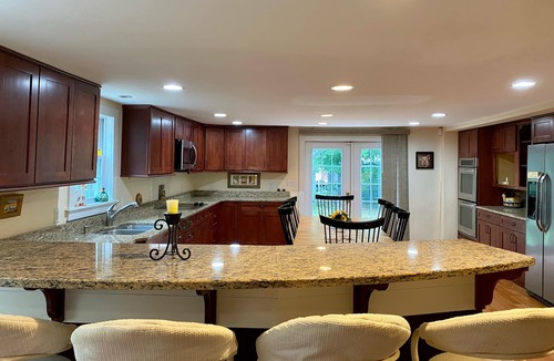 Lochmere House | Reduced Rate-New Listing! Oversized 5BR/4BA Boat/Motorcycle Parking!