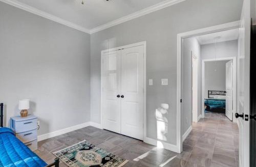 Beaumont House | Reduced! Renovated hidden gem. Chef Kitch. Wheelch