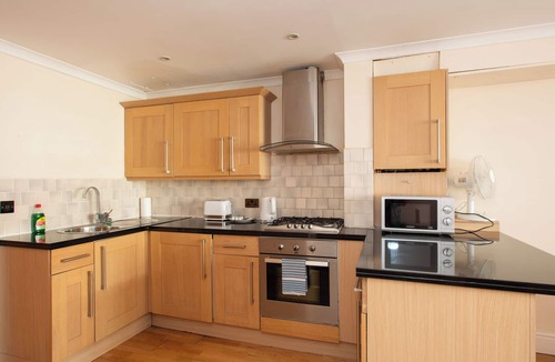 South Bank Apartment | Reduced- Two Bedroom Two Bathroom Apartment Waterloo