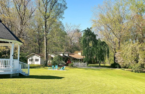 Hendersonville House | REDUCED WINTER RATES!