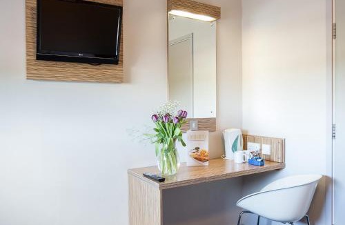 Wolverhampton Hotel | Redwings Lodge Wolverhampton Central