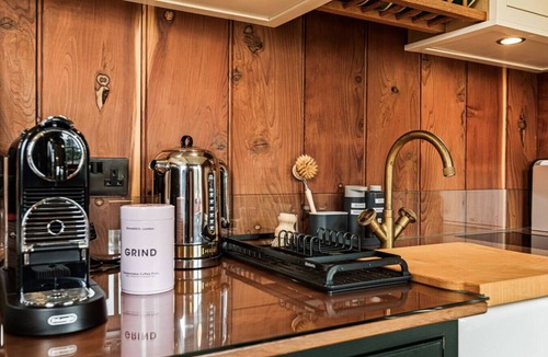 Stonor Cabin | Redwood - Shepherds hut