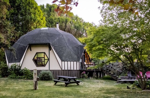 Fortuna House | Redwood Dome Retreat
