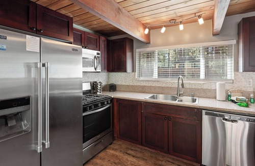 Big Bear Cabin | Redwood Elegance