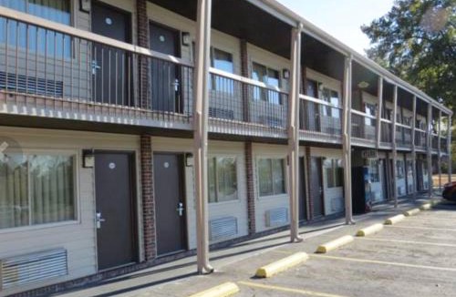 Gadsden Hotel | Redwood Inn