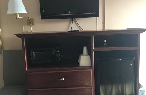 Gadsden Hotel | Redwood Inn