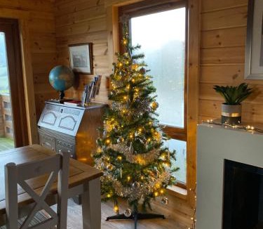 Farden Ski Chalet | RedWood Lodge