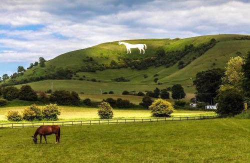 Westbury House | Redwood Lodge
