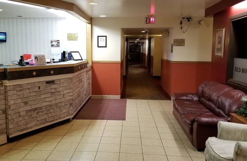 Brandon Hotel | Redwood Motor Inn