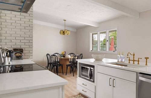 Stevensville House | Redwood Retreat | Pool | Fire-Pit | Wineries