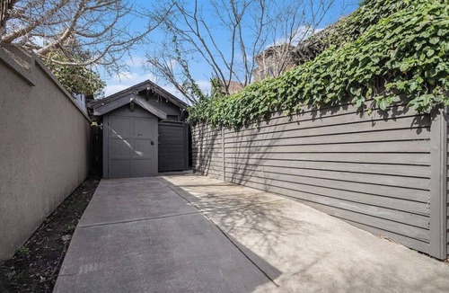 Upper Telegraph House | Redwood Room