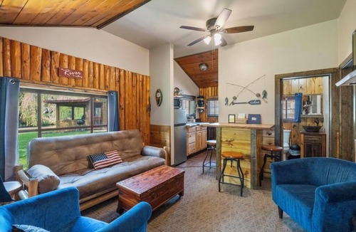 Indian River Cabin | Reed's on the River Cabin 5