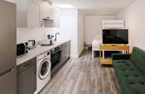 Newquay City Centre House | Reef Lodge