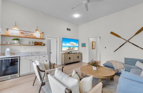 Marathon House | Reel Joy: Waterfront Luxe with Pool and Private Dock