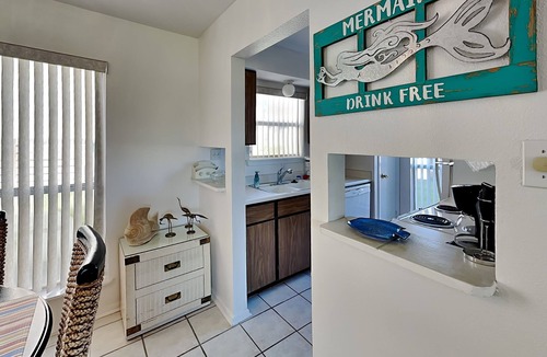 Sailhouse Condo | Reel Mermaid | Amazing Bayview Getaway, Fishing!