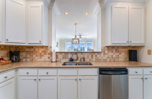 Carrabelle Condo | Reel Relaxation Fishing Condo 2b/2b