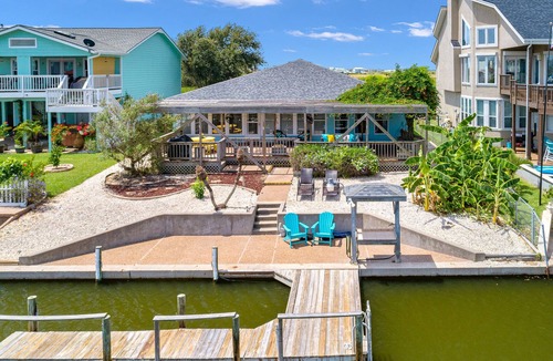 Rockport House | Reel Southern Retreat - 2600 sq ft, single level canal front, boat Dock.