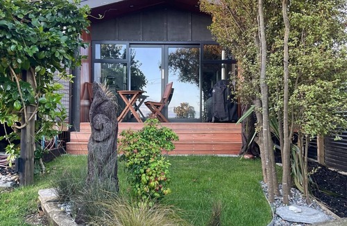 Okiato Villa | Reelhaus Retreat