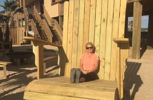 Surfside Beach House | REESE'S RENDEZVOUS: Great Views of the Beach!
