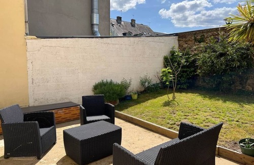 Hennebont House | REF 398 Hennebont town house type 3 downtown