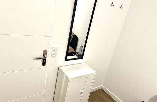 Chessy House | Ref C chambre à louer dans un grand appartement partagé à 6 minutes de Disneyland