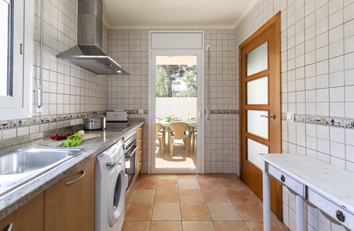 L'Escala House | Ref. FLOR: house with private pool near of the beach.