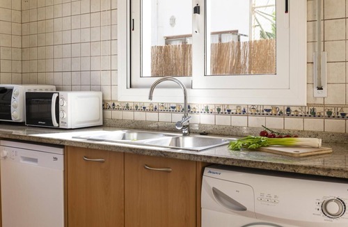 L'Escala House | Ref. FLOR: house with private pool near of the beach.