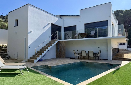 El Mas Fumats Villa | Ref. Nav33 - BEAUTIFUL AND SPACIOUS VILLA WITH POOL AND SEA VIEWS