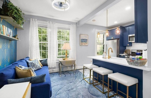 McGinley Square Apartment | Refined 2BR Free Parking Easy PATH to NYC