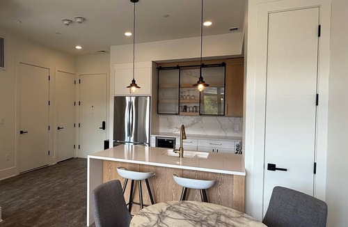 Riverhead Apartment | Refined Residences, Riverhead Charm