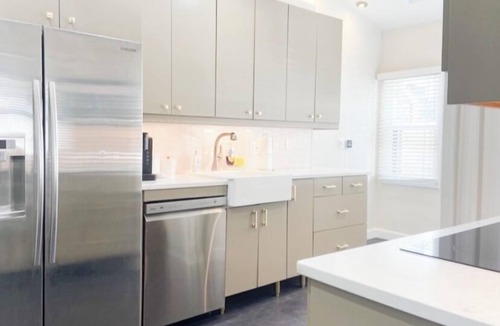 West Reading House | Refined West Reading Retreat - Steps from Penn Ave