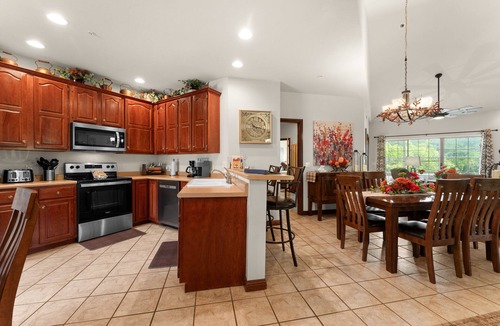 Hollister House | Reflection 2 Bedroom Condo by RedAwning