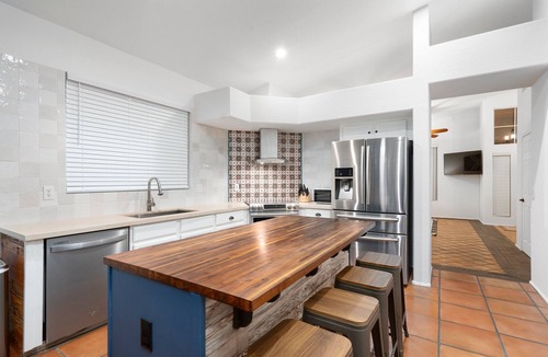 Fox Crossing House | Reflection - Waterfront Villa - Heated Pool
