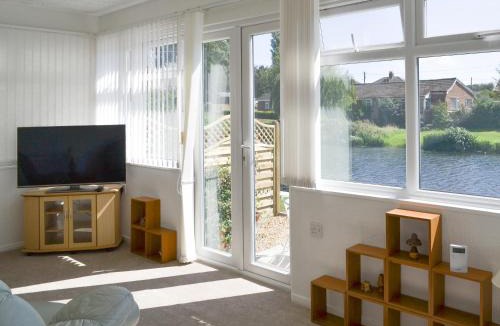 Spalding House | Reflections