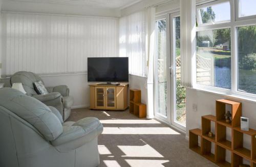 Spalding House | Reflections