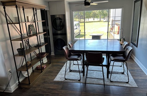 Unionville House | Reflections II in BORO