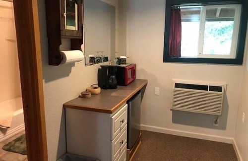 Kooskia Hotel | Reflections Inn