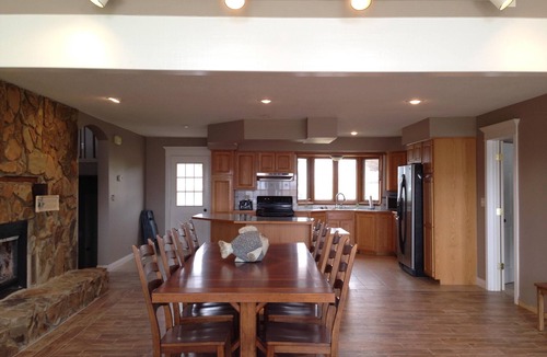Whitetail House | Reflections @ Lake Mac, 4 Bedroom 3 Bath, Lake Home
