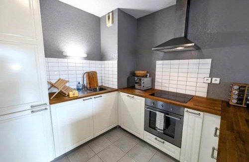 Bayonne Apartment | Reflet YourHostHelper