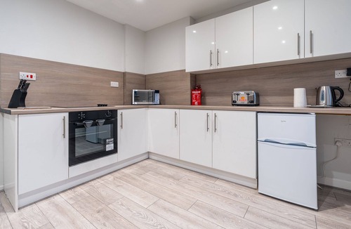 Shotts Apartment | Refreshing Modern Apartment in Salsburgh