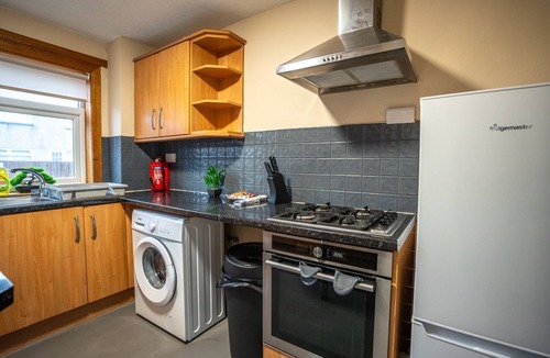 Grangemouth Apartment | Refreshing Modern Apartment in Grangemouth