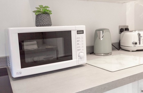 King's Park House | Refreshing Modern Home in Castlemilk