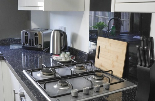 Alloa House | Refreshing Modern House in Sauchie