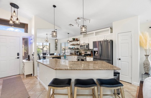 Springfield Lakes Reflection House | Refreshing Pool, backyard oasis, golf course views, fire pit, master suite