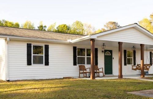 McDonough House | Refreshing Ranch Style Home