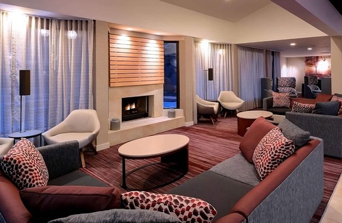 Waldron Hotel | Refreshing Stay, Convenient Pet-friendly Location! With Airport Shuttle!